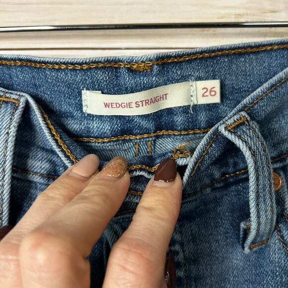 Levi's Wedgie Straight Jeans with Frayed Hem size 26 - Picture 4 of 6